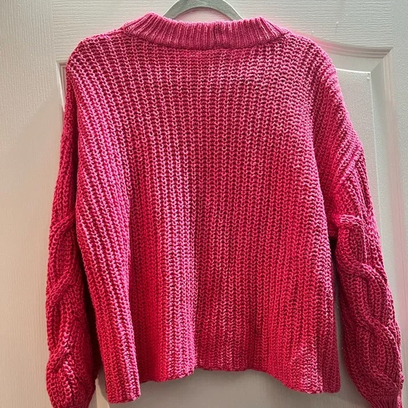 Kookai Switzerland Sweater NWT Hand Knit Pink Cable Knit Relaxed Fit Beautiful! - Picture 10 of 13